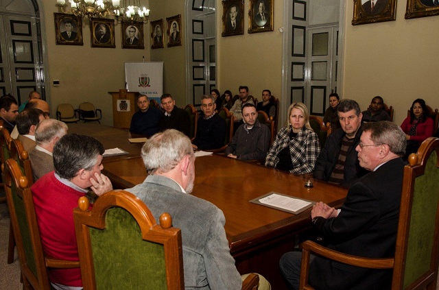 Prefeito Telmo Kirst dando início ao PGQM
